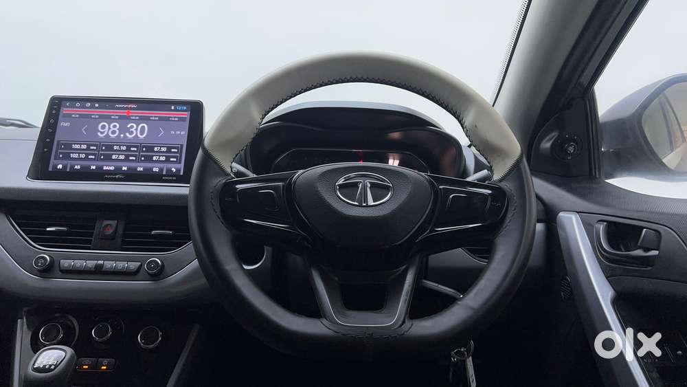 Tata Nexon 1.2 Revotron Xm, 2023, Petrol