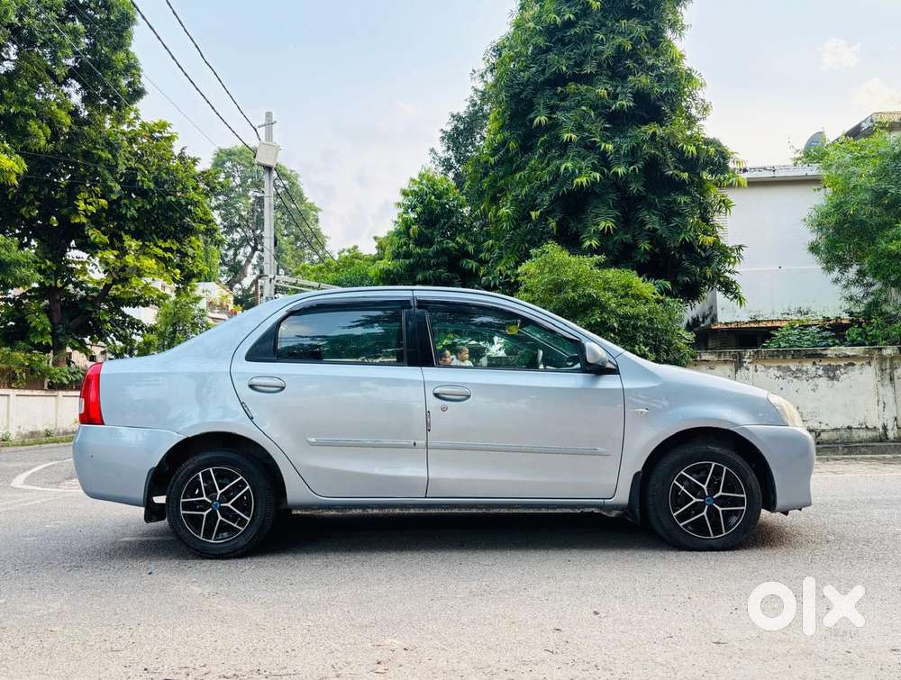 Toyota Etios G Exclusive, 2011, Petrol
