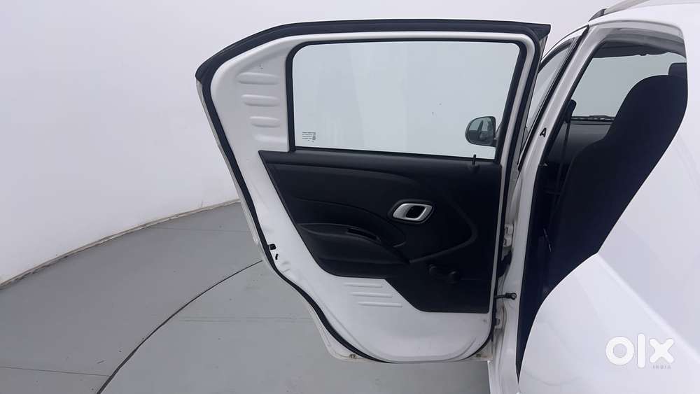 Datsun Redigo T Option, 2019, Petrol