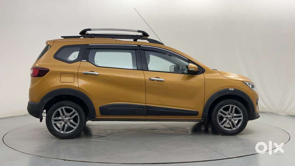 Renault Triber Rxz, 2020, Petrol