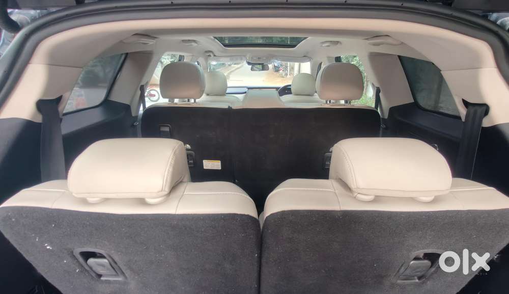 Mahindra Xuv700 2.2 Ax 7 Diesel At Str, 2022, Diesel