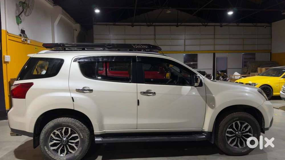 Isuzu Mu-x 2018 Diesel 29000 Km Driven