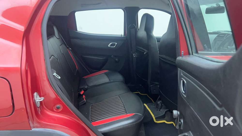 Renault Kwid 2019-ongoing 1.0 Rxt Amt (o), 2018, Petrol
