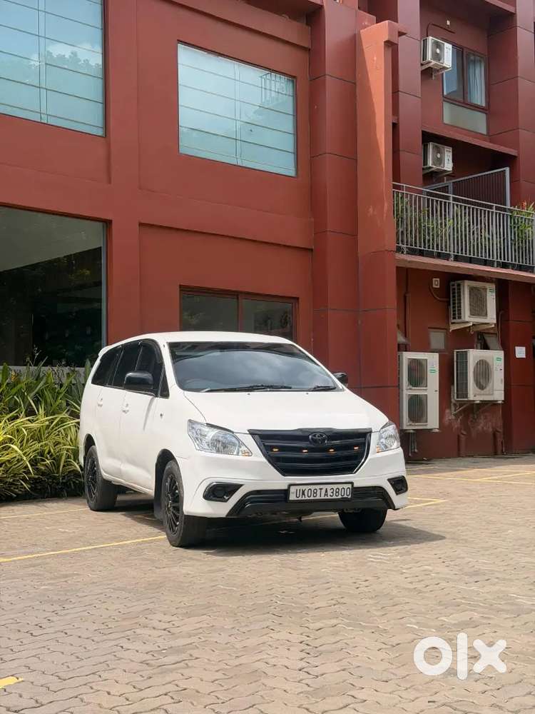 Toyota Innova 2013