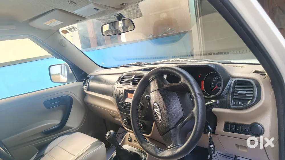 Mahindra Tuv 300 2019 Diesel 132000 Km Driven