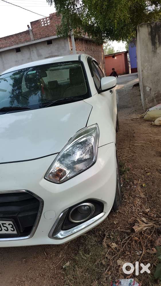 Maruti Suzuki Dzire 1.2 Zxi, 2020, Petrol