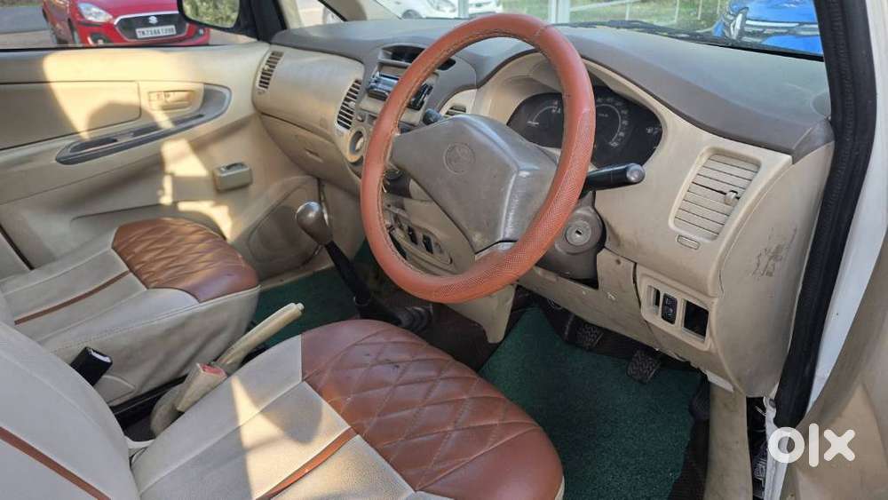 Toyota Innova 2009-2011 2.5 E 8 Str, 2007