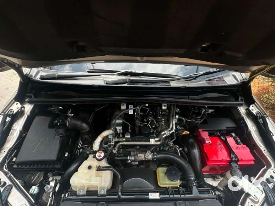 Toyota Innova Crysta 2.4 V, 2017, Diesel