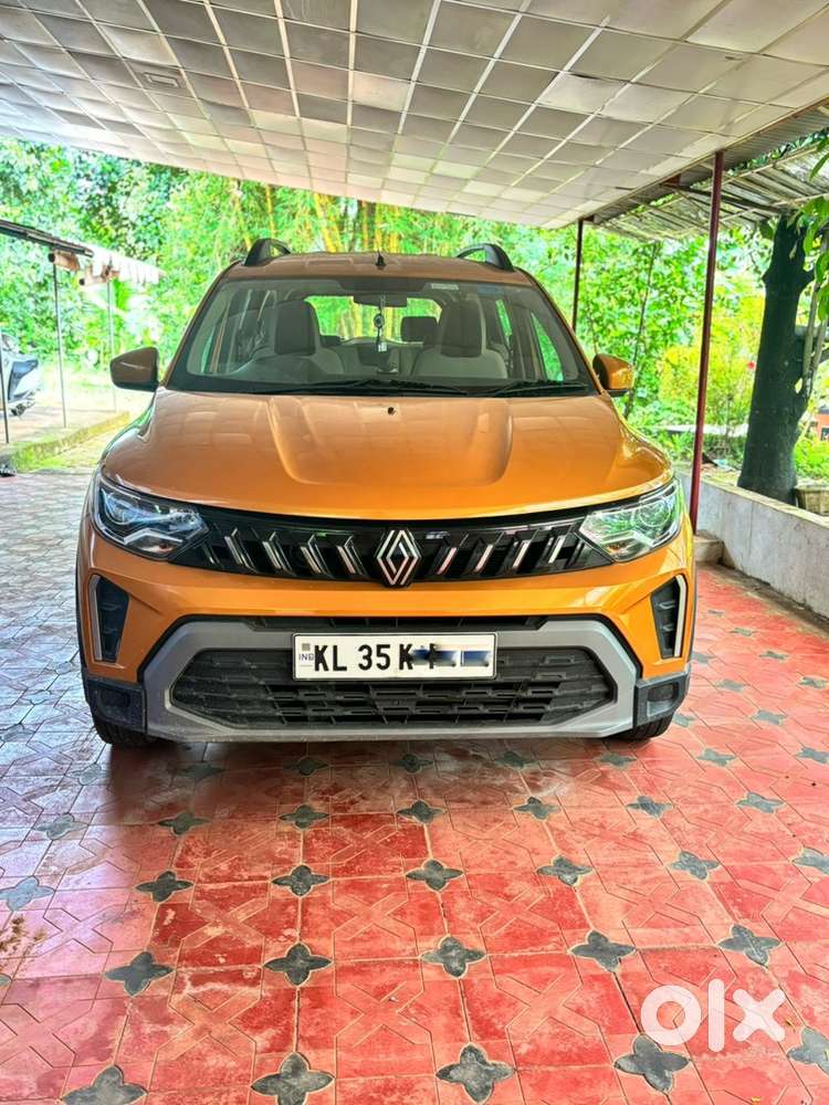 Facelifted Renault Triber Petrol 2020