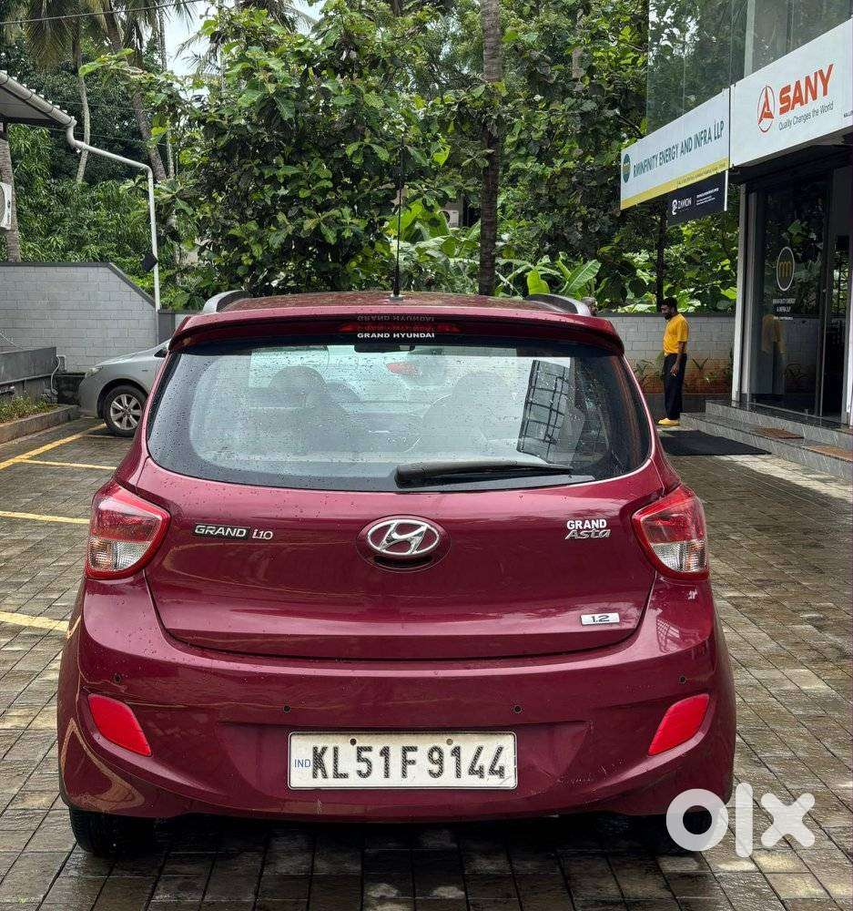 Hyundai Grand I10 Asta 1.1 Crdi (o), 2015, Petrol