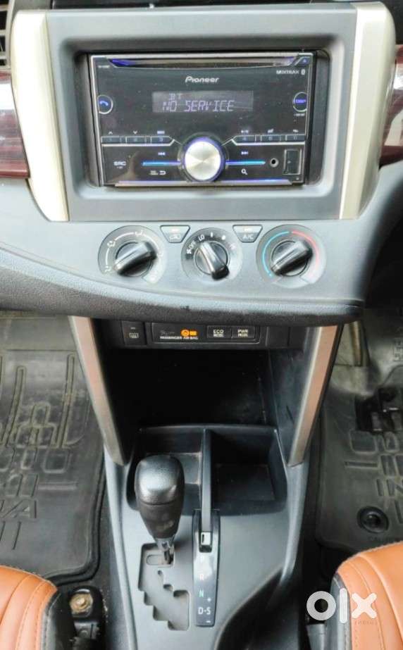 Toyota Innova Crysta