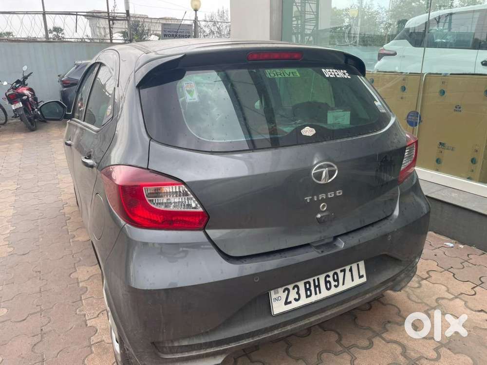 18000 Km Driven 2023 Model Tiago