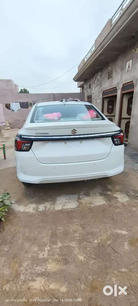 Maruti Suzuki Dzire 2025 Cng & Hybrids 10000 Km Driven