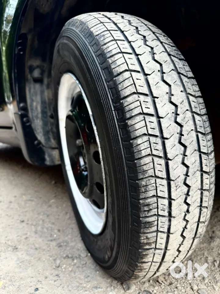 Maruti Suzuki Ritz Lxi, 2009, Petrol