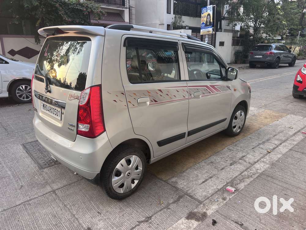 Maruti Suzuki Wagon R 1.0 2015-2019 Vxi (o) Amt, 2017, Petrol