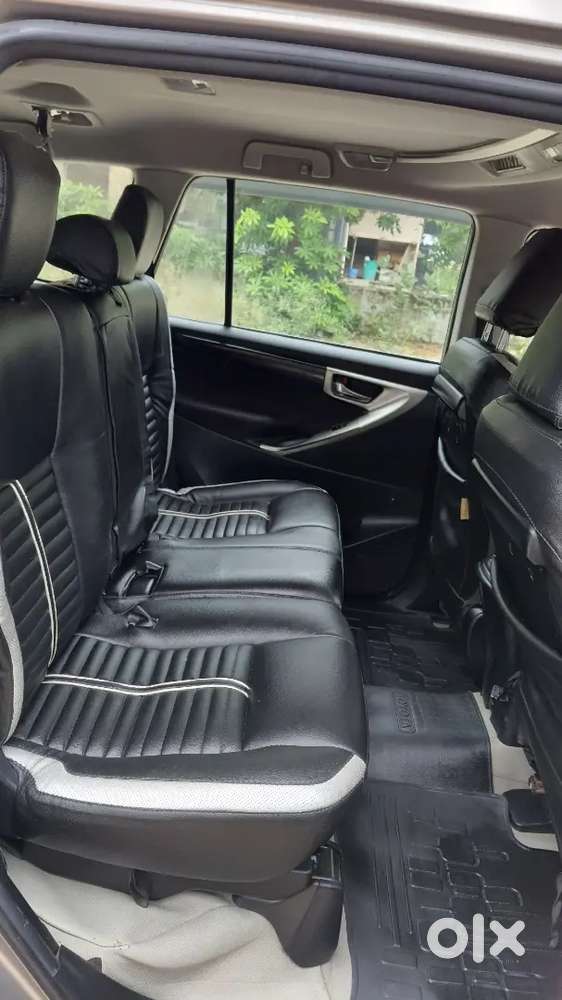 Toyota Innova Crysta 2016