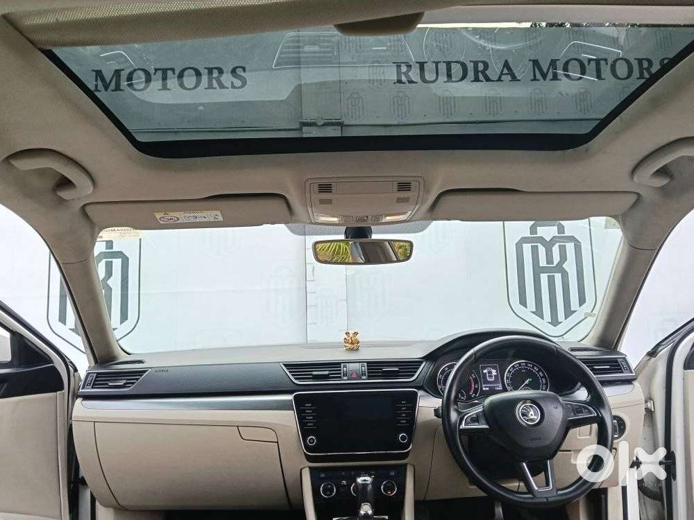 Skoda Superb Style 1.8, 2018, Petrol