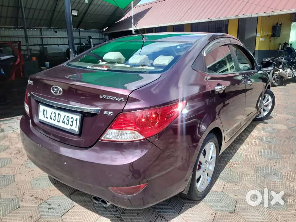 Hyundai Verna 2012 Diesel 140000 Km Driven
