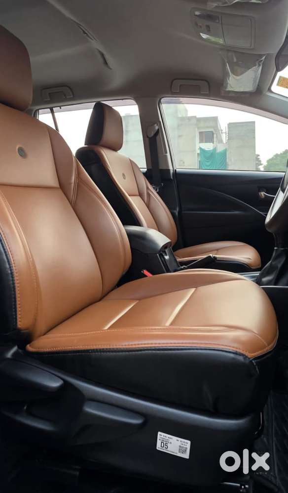 Toyota Innova Crysta 2.4g( Gx+ Mt), 2025, Diesel