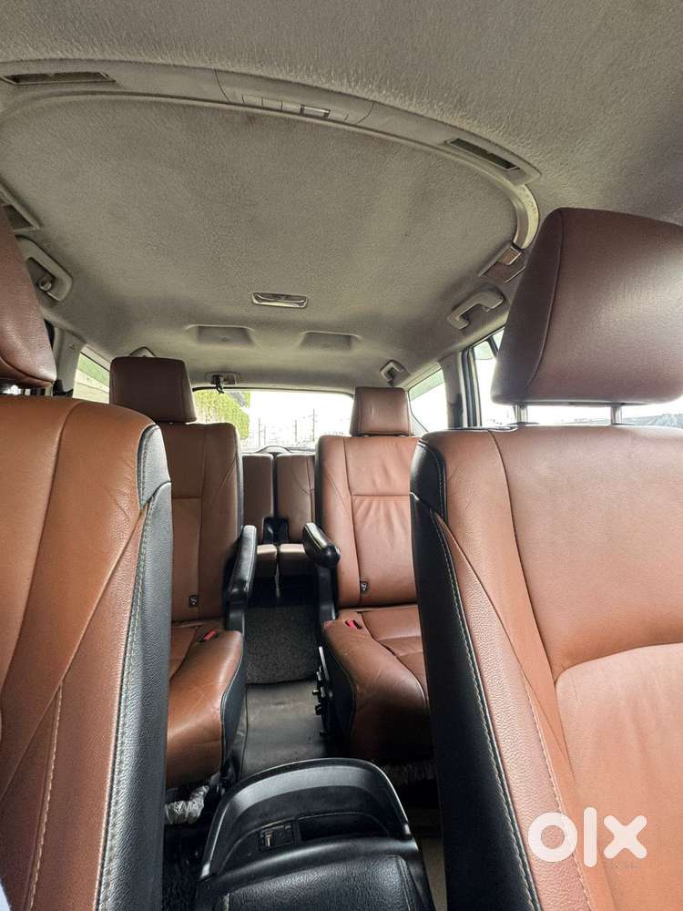 Toyota Innova Crysta 2.8 Z, 2016, Diesel