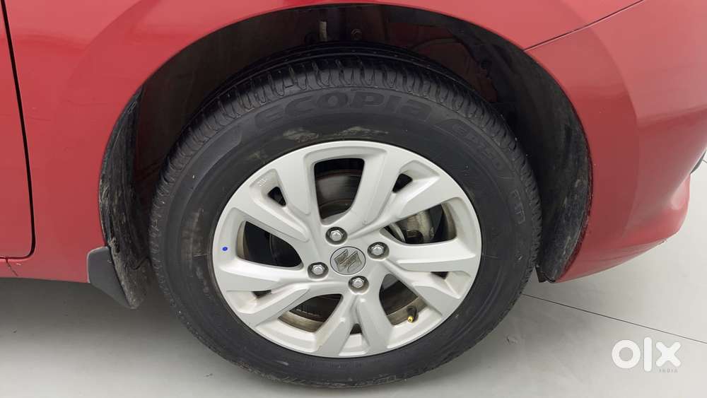 Maruti Suzuki Swift Amt Zxi, 2024, Petrol