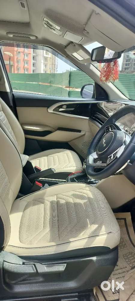 Kia Carens 2022 Petrol Well Maintained