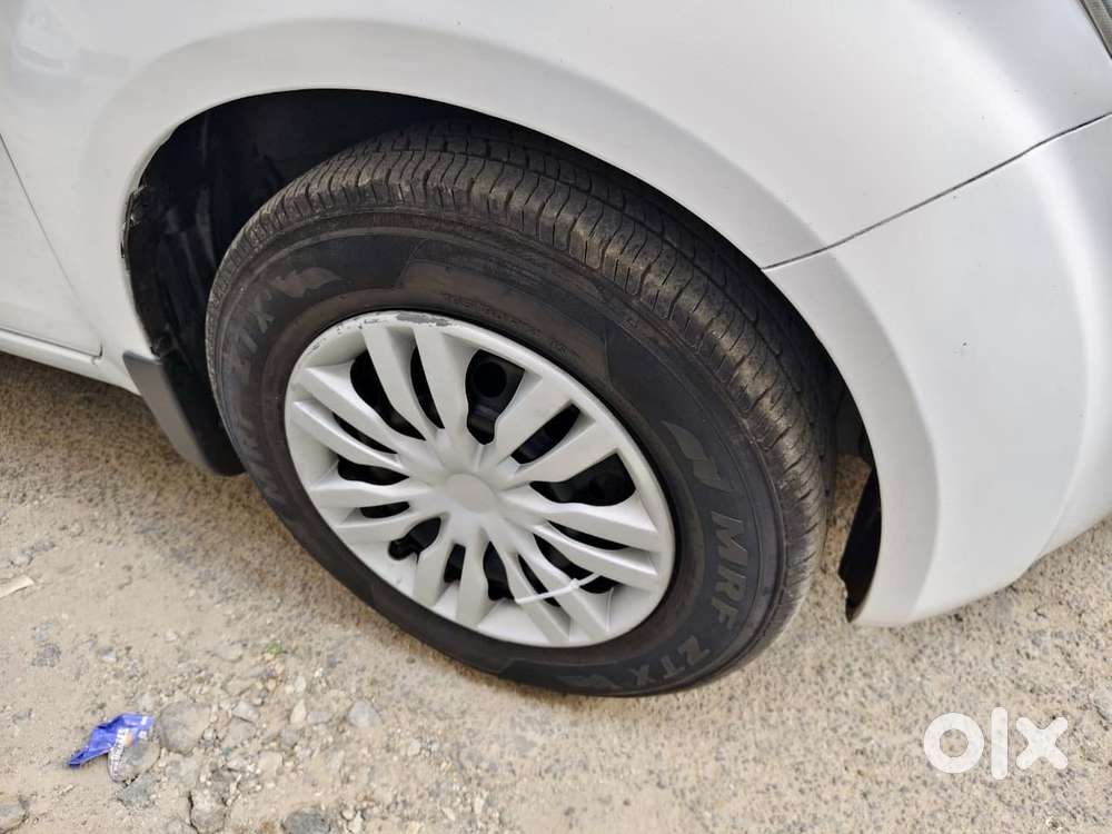 Maruti Suzuki Ritz Vxi, 2011, Petrol