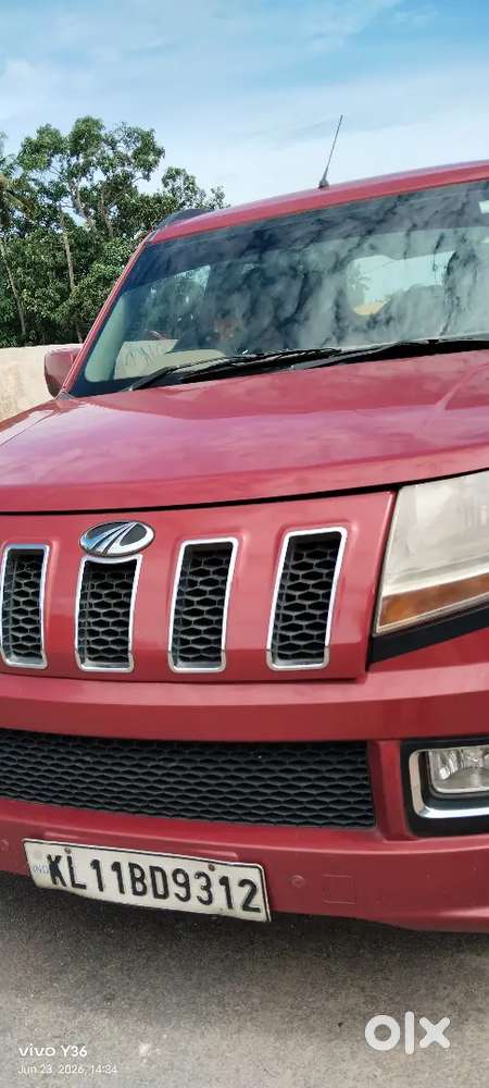 Mahindra Tuv 300 2017 Diesel 100000 Km Driven