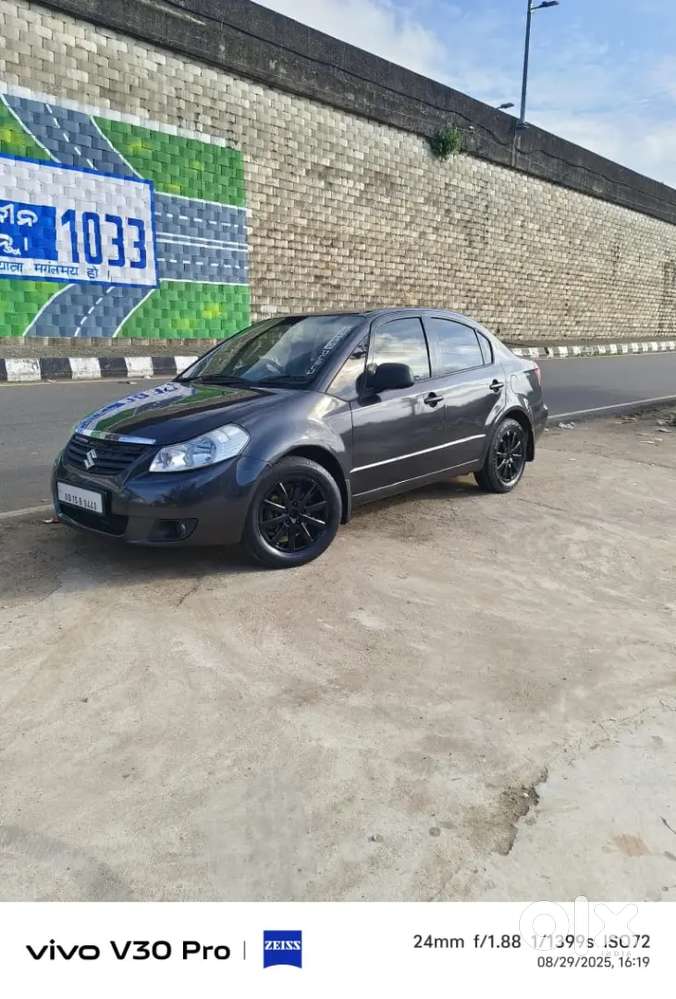 Maruti Suzuki Sx4 2013