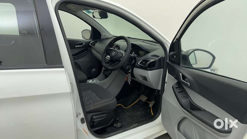 Tata Tiago Xza Plus, 2020, Petrol