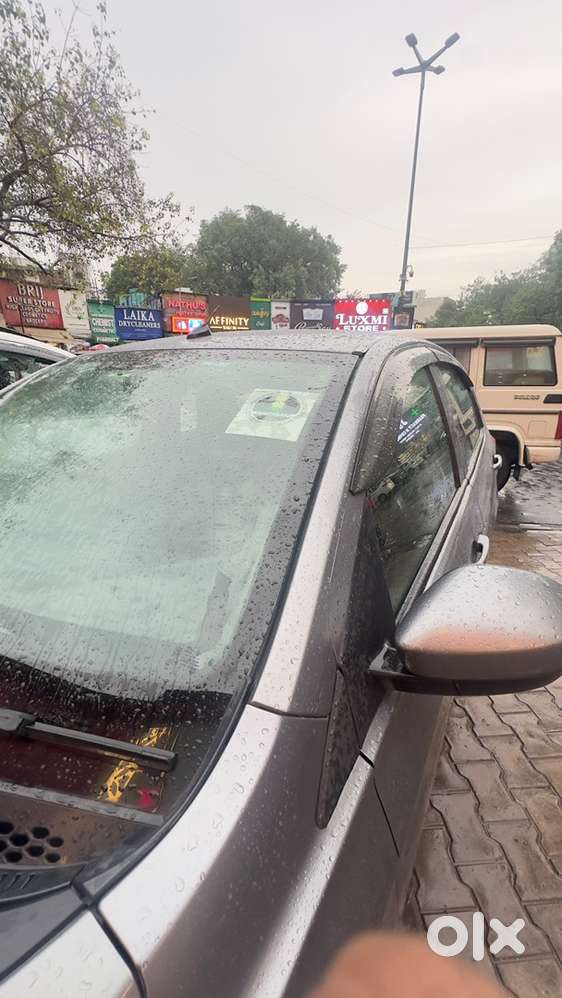 Tata Tiago Petrol 2018