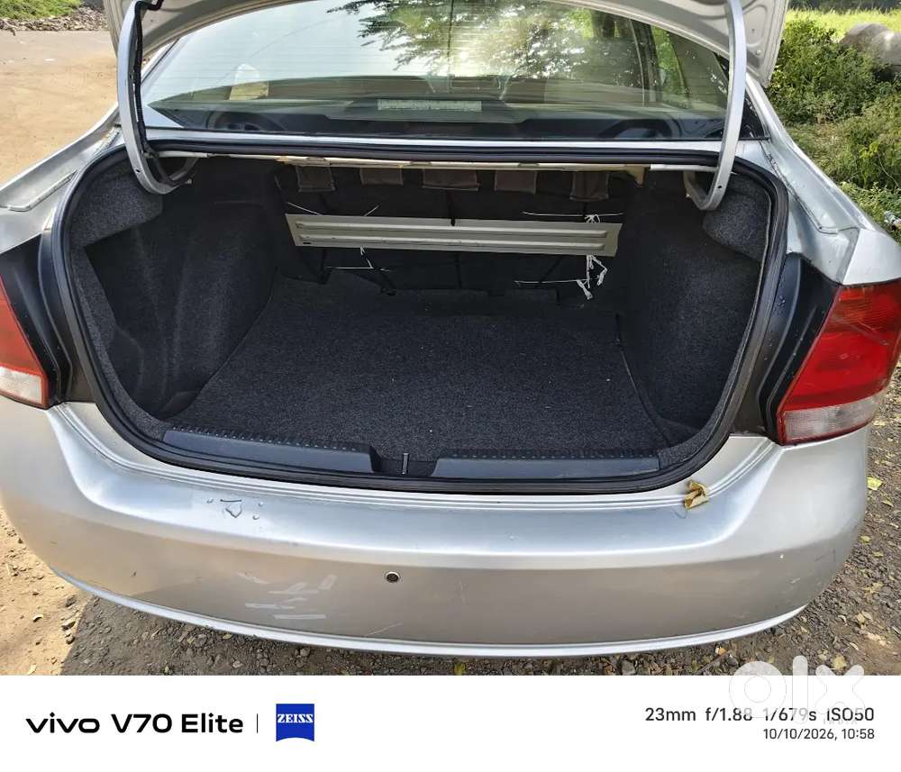 Volkswagen Vento 2012 Petrol Highline At