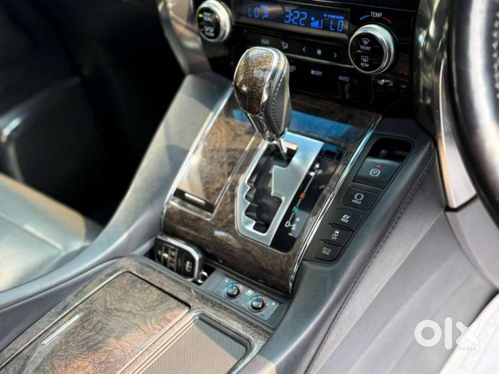 Toyota Vellfire Vip – Executive Lounge, 2019, Petrol