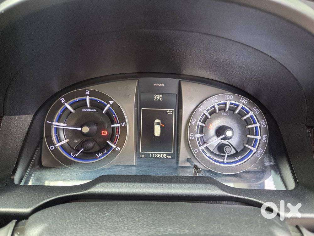 Toyota Innova Crysta 2.4 V, 2024, Diesel