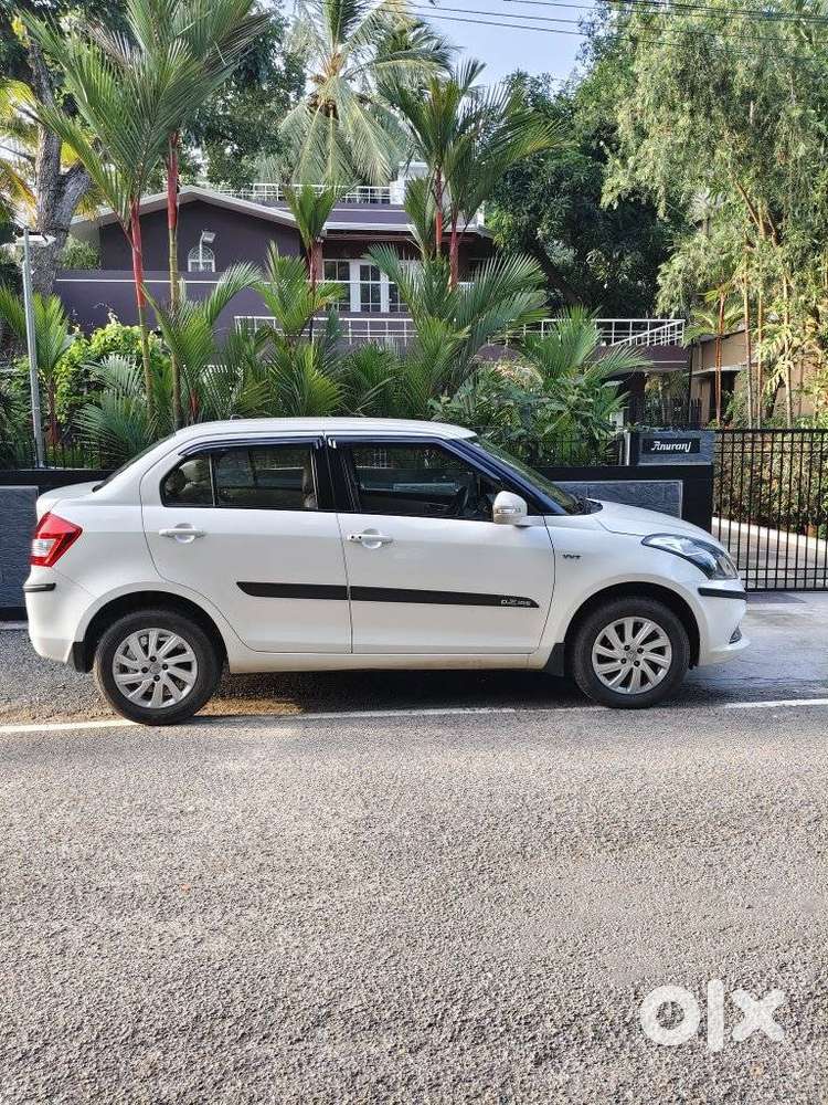 Maruti Suzuki Dzire Zxi Ags, 2017, Petrol