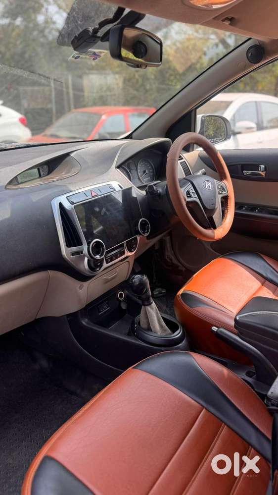Hyundai I20 Sportz 1.2 Bs-iv, 2012, Petrol