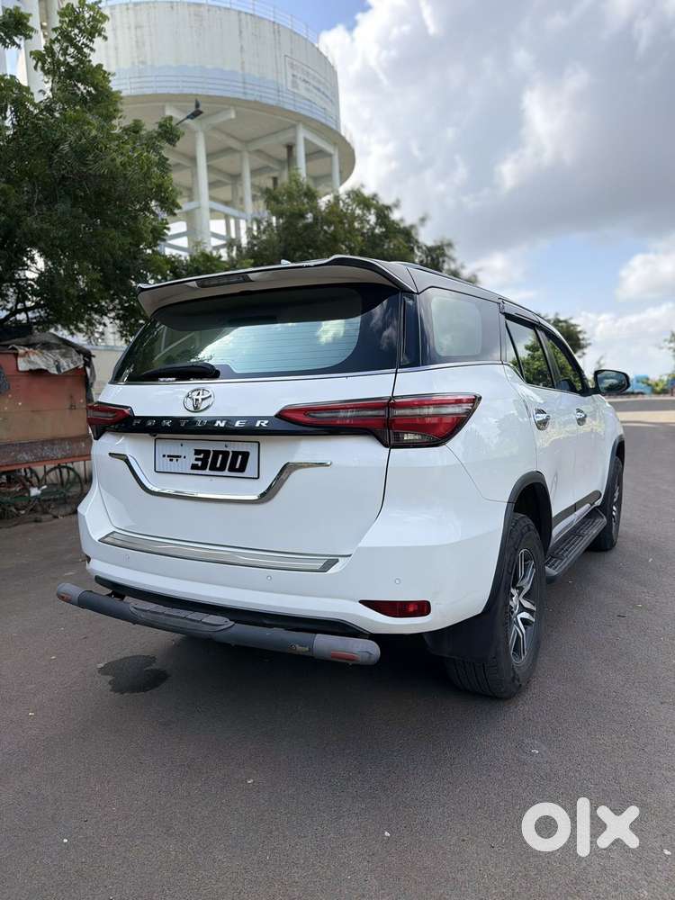 Toyota Fortuner 4x2 At 2.8 Diesel, 2022, Diesel