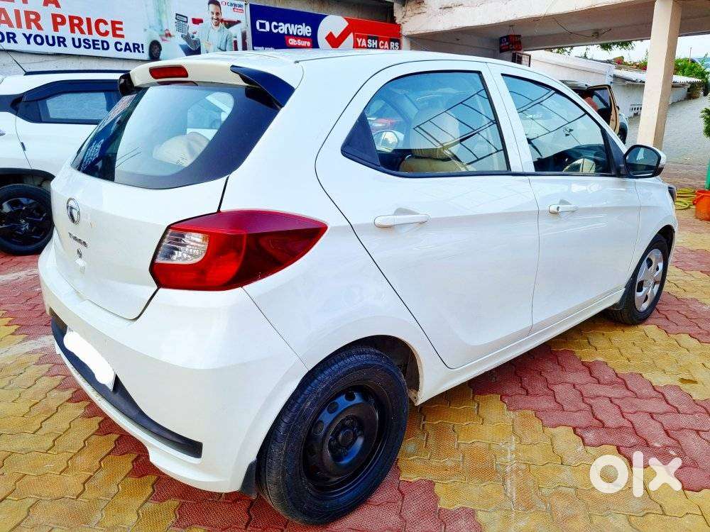 Tata Tiago 1.2 Revotron Xt (o), 2020, Petrol