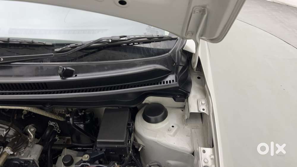 Maruti Suzuki Celerio Zxi Optional Amt, 2016, Petrol