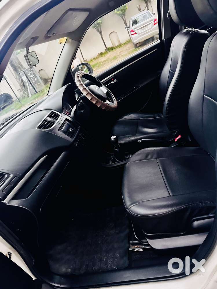 Maruti Suzuki Swift Vxi Optional, 2012, Petrol