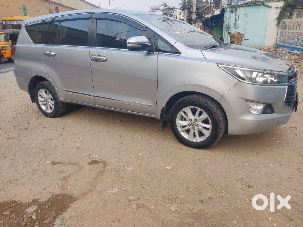 Toyota Innova Crysta 2.8 Gx At, 2016, Diesel