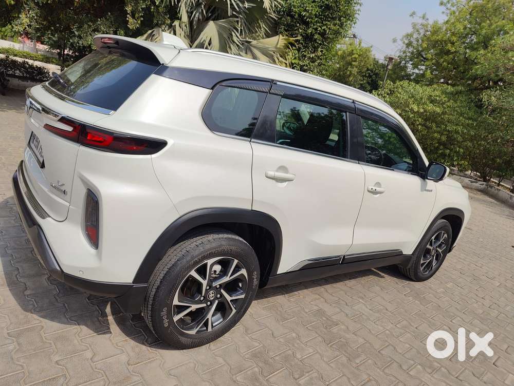 Toyota Urban Cruiser Hyryder V Hybrid Aero Edition, 2023, Petrol