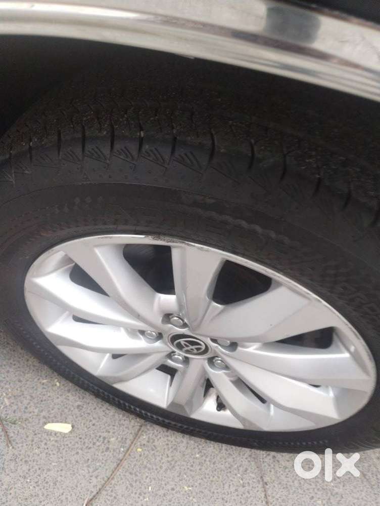 Toyota Innova Hycross 2.0 Vx Hybrid 7 Str, 2023, Cng & Hybrids