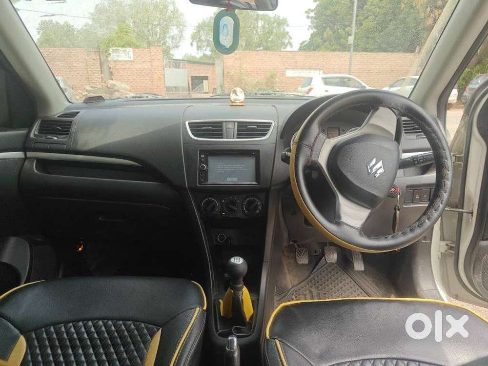 Maruti Suzuki Swift 1.2 Vxi Abs, 2015, Petrol