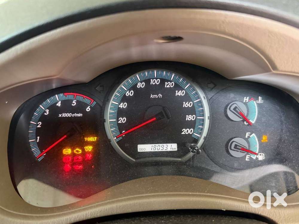 Toyota Innova 2.0 V, 2015, Diesel