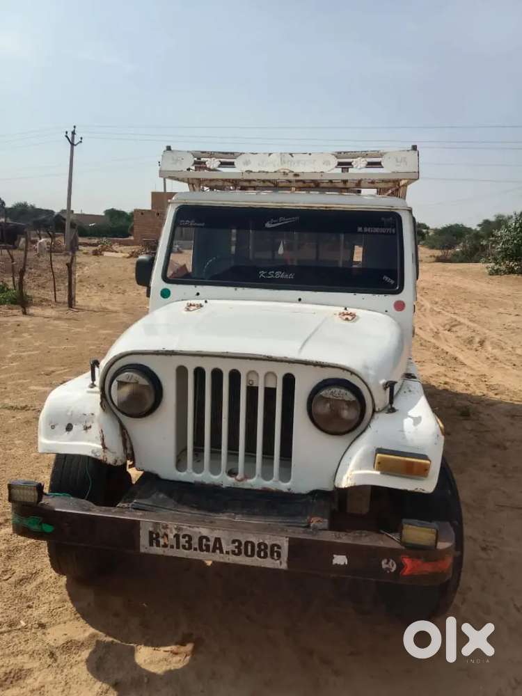 Bolero Pik Up Esi Liye Bech Raha Hu