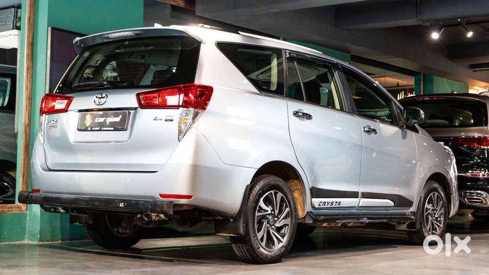 Toyota Innova Crysta 2.4 V 7 Str, 2025, Diesel
