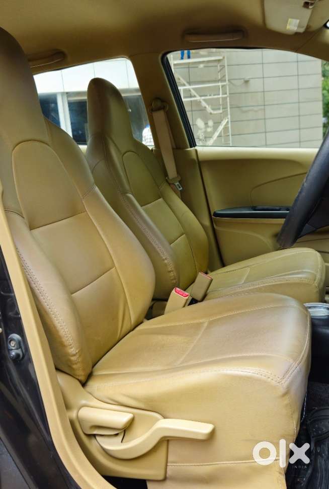 Honda Amaze 1.2 S (o) I-vtec At, 2017, Petrol