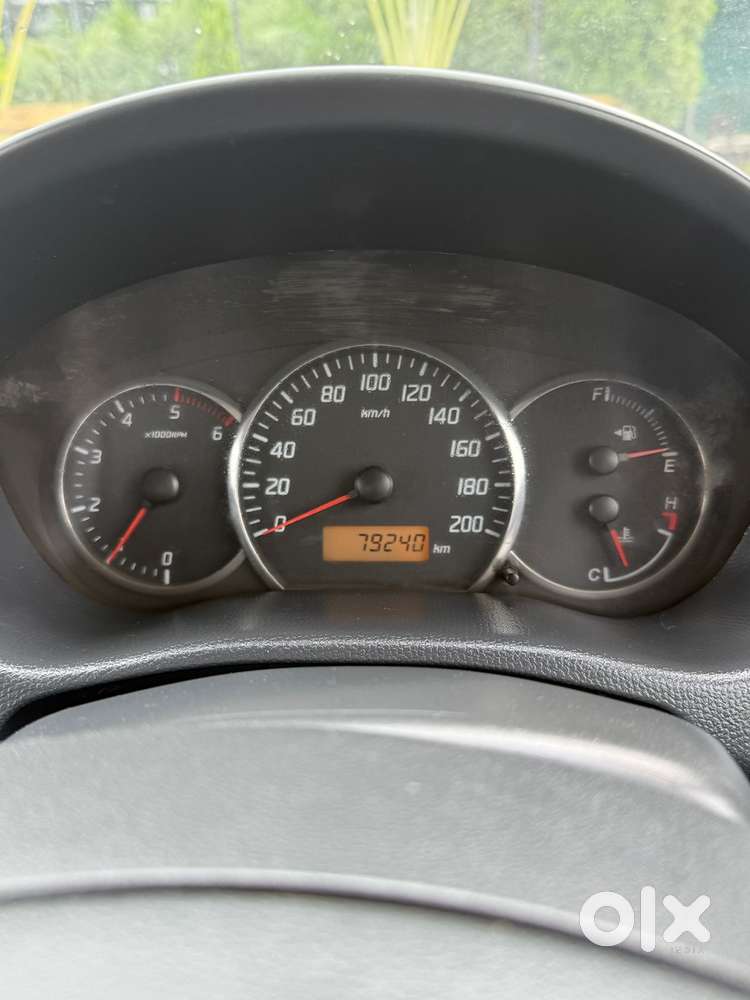 Maruti Suzuki Swift Dzire Vdi Optional, 2010, Diesel