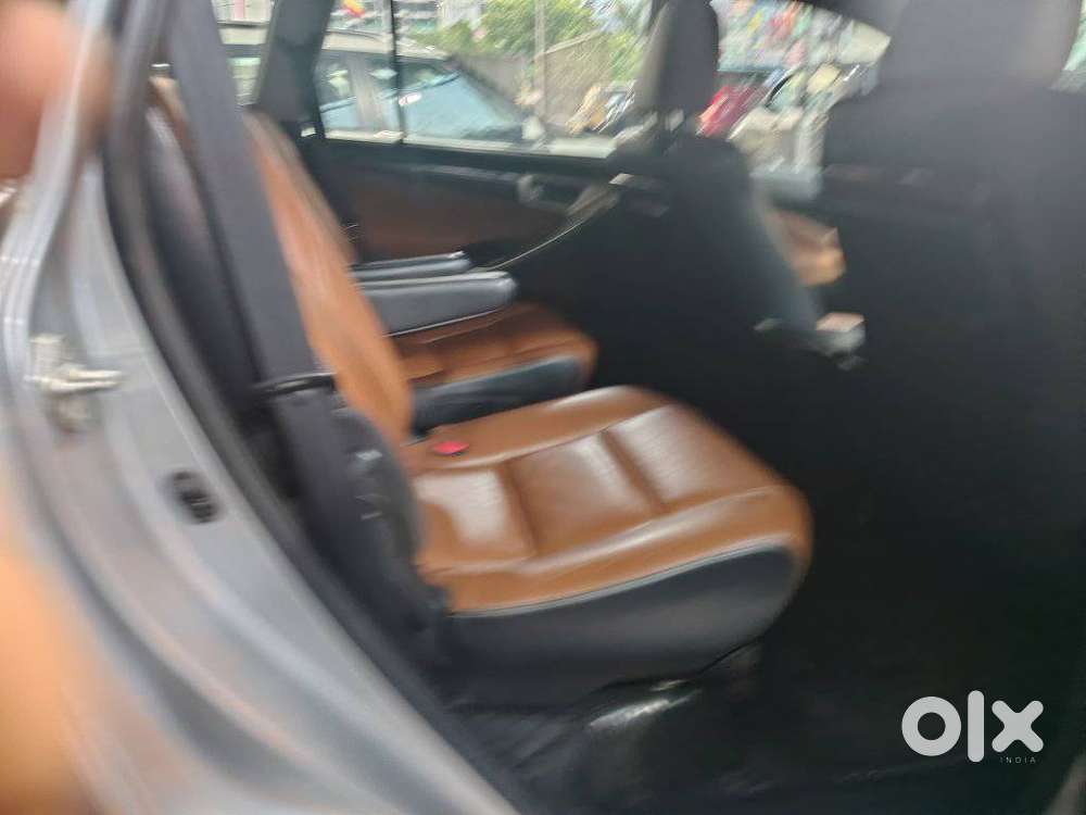 Toyota Innova Crysta, 2016, Diesel